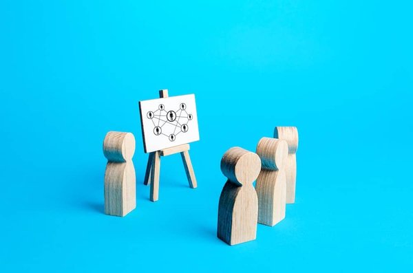 Comment l'assurance vie peut-elle être utilisée pour financer une transition de carrière vers des secteurs durables ?